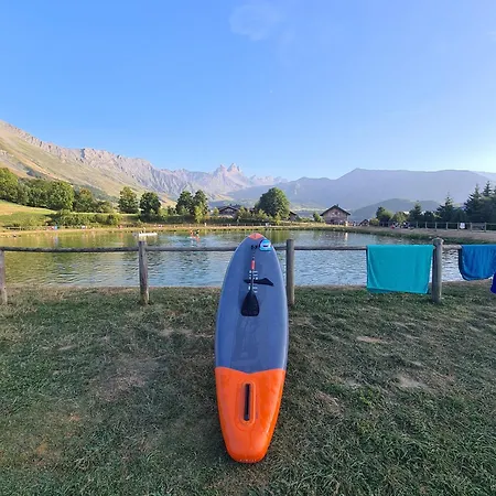 Neptune Albiez-Montrond